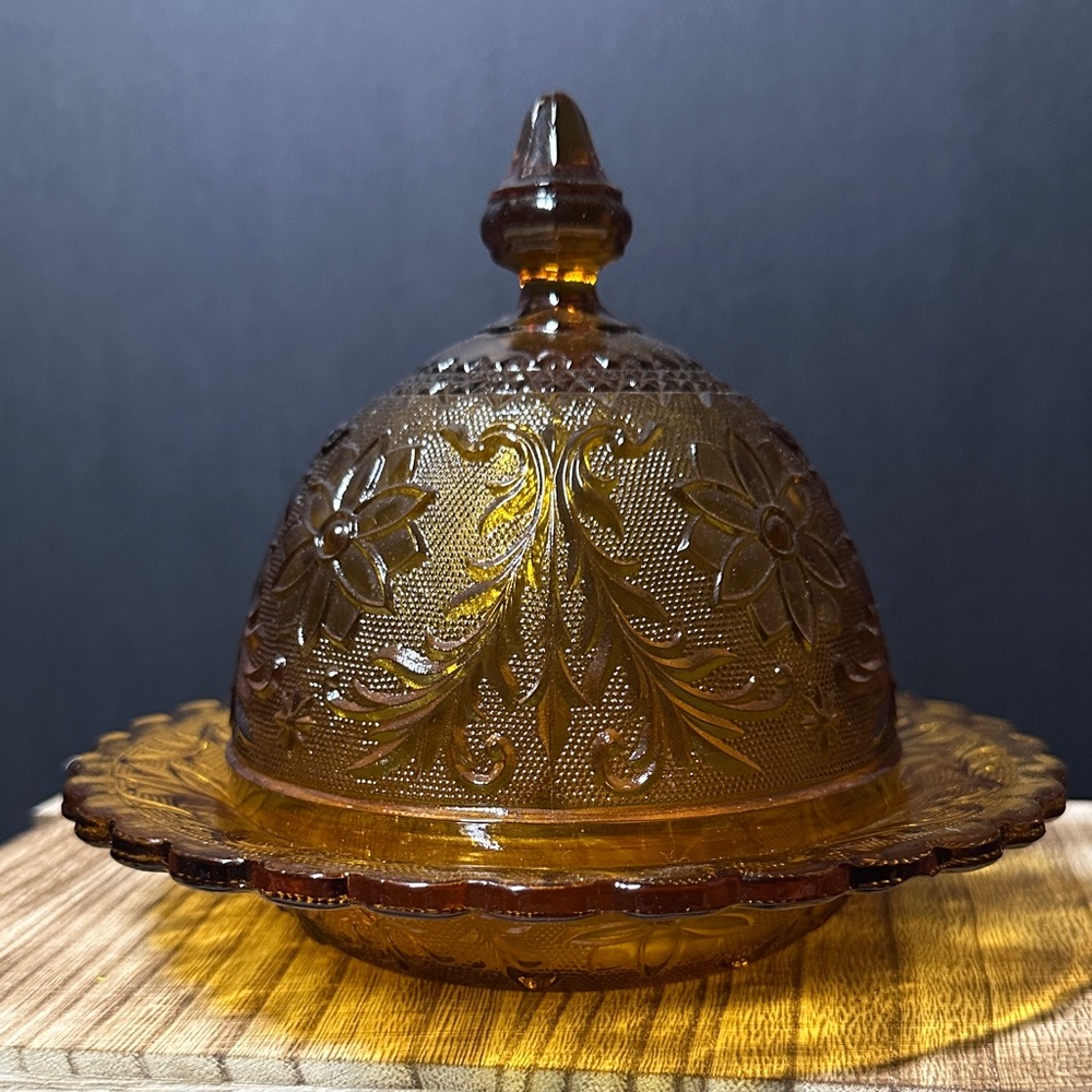 Amber Glass Butter Dish with Lid